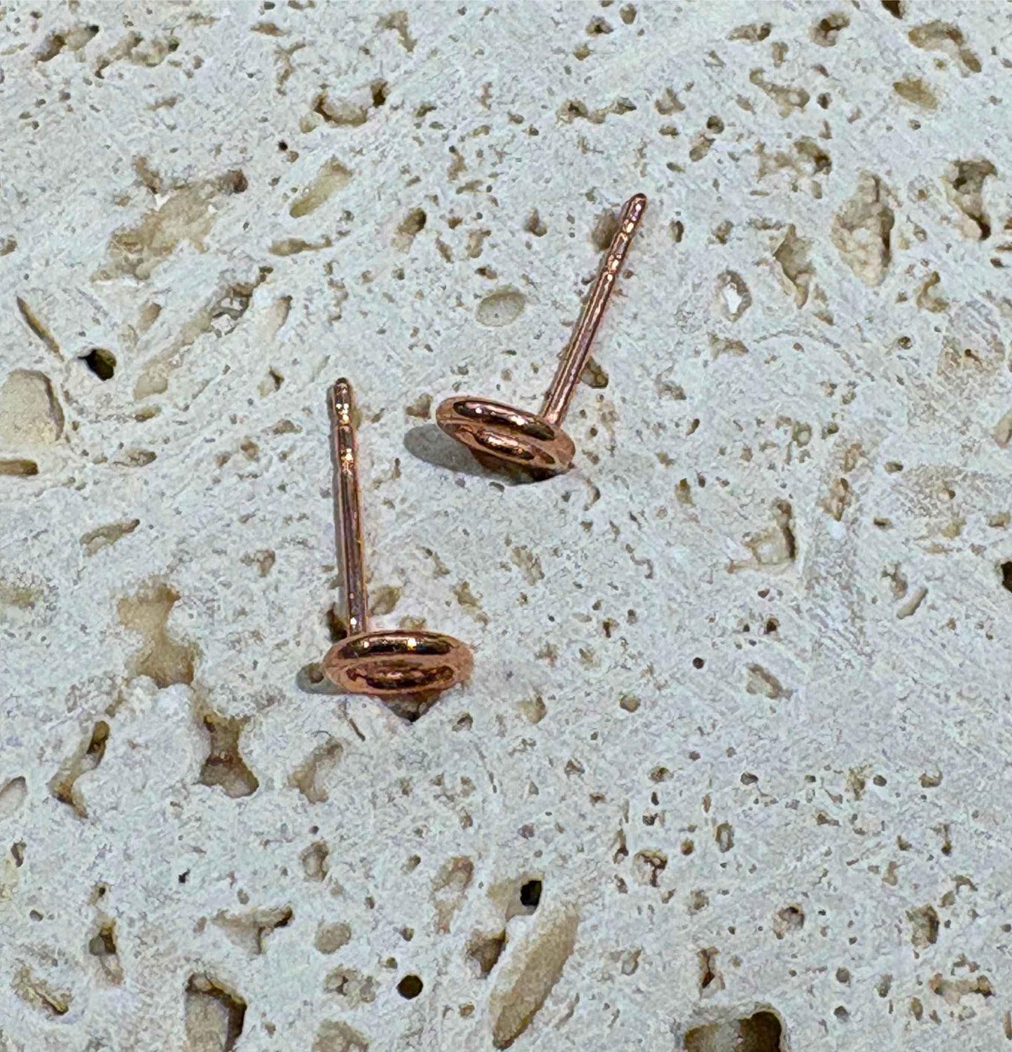 Studs Rose - glattes Finish